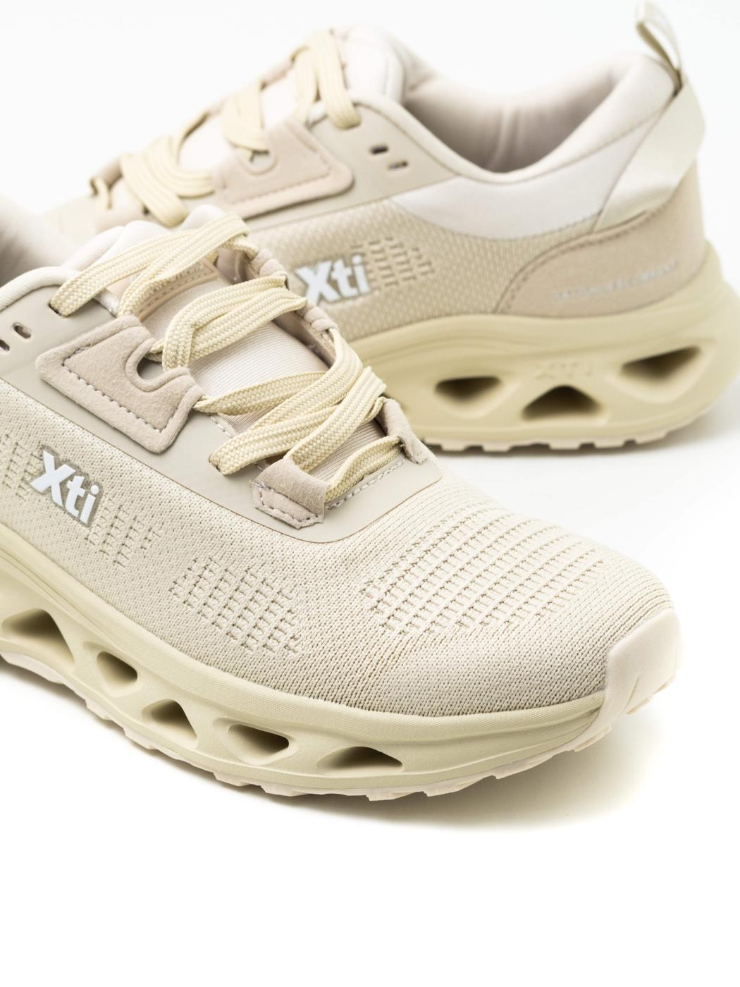 Deportivo Mujer Xti 144543 Beige